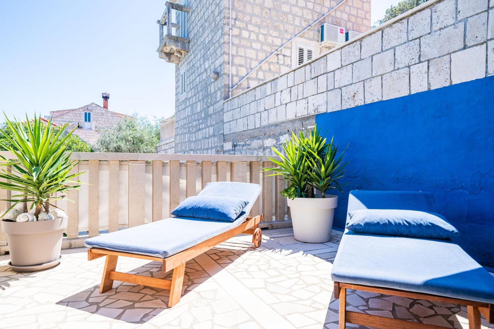 Apartments Nikolina ลุมบาร์ดา ห้อง รูปภาพ