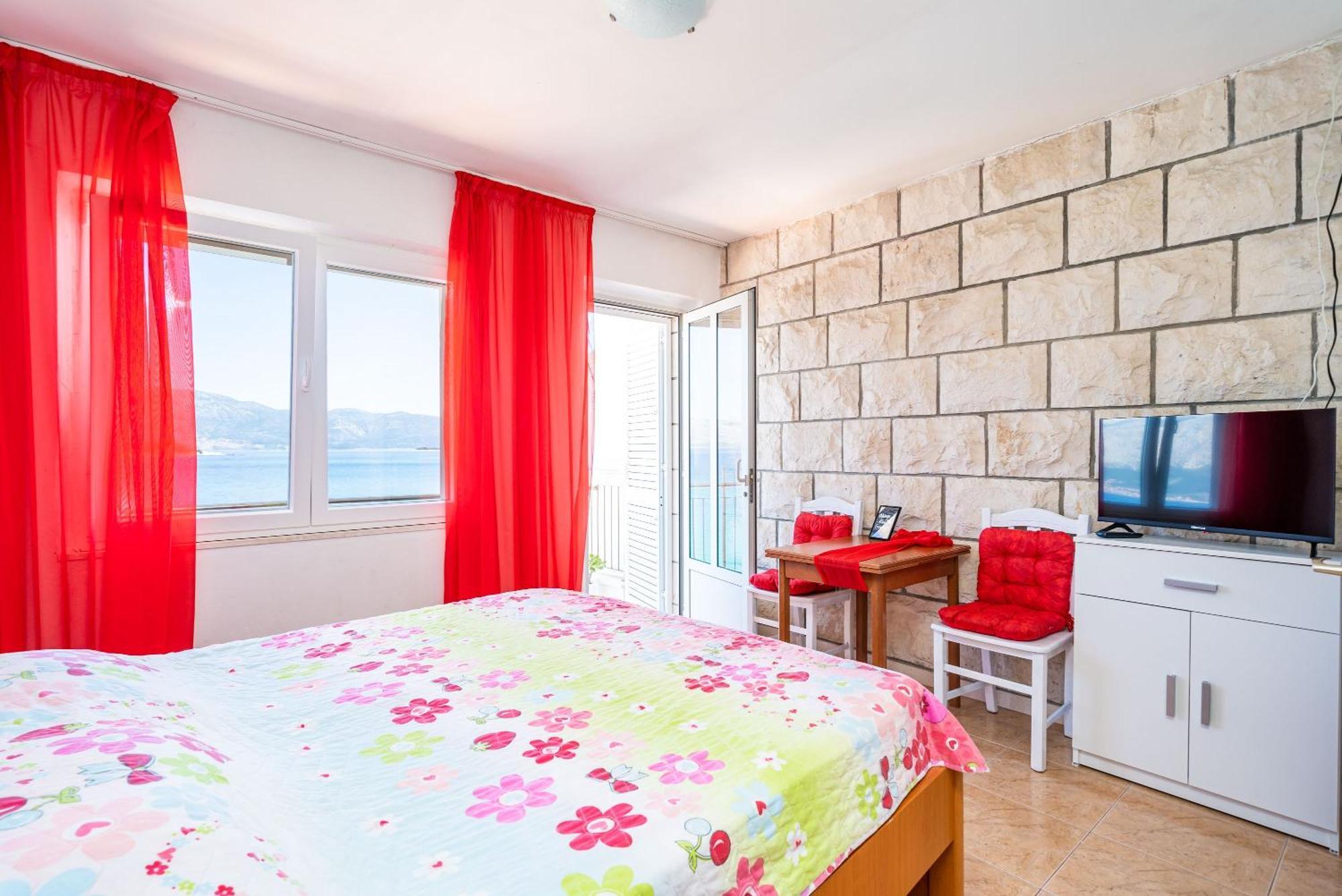 Apartments Nikolina ลุมบาร์ดา ห้อง รูปภาพ